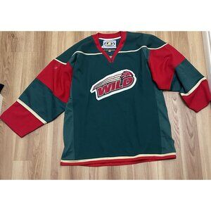 Wild Jersey Small Vintage 90s Minnesota Hockey NHL CCM Promo Tee Green